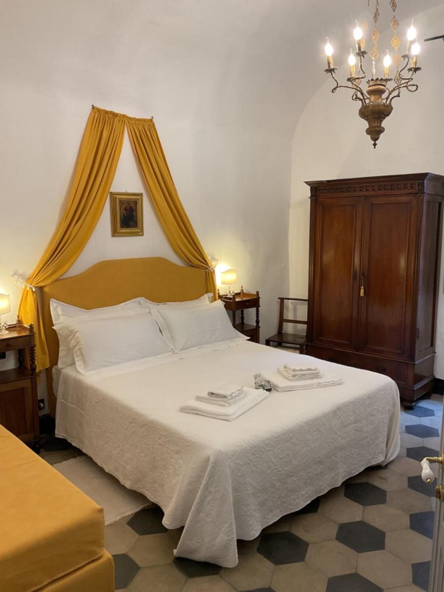 Bed & Breakfast Scia Dina Toirano Exterior photo